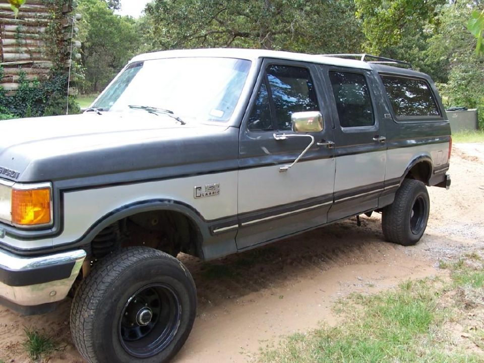 1990 Ford C-150 (Centurion Conversions) “Tiny”