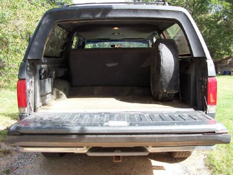 1990 Ford C-150 (Centurion Conversions) - look at all that room, the spare tire has gotta go outside though