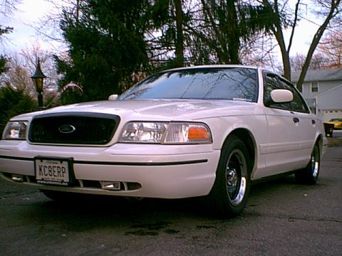 1998 Ford Crown Victoria - Front
