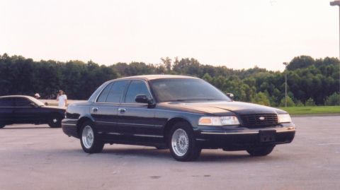 1999 Ford Crown Victoria - Very large pic of my Vic at our mini meet.