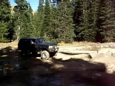 1996 Ford Bronco - Aurorabusa showing his stuff.