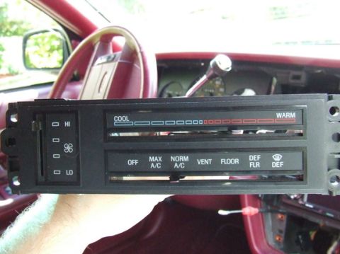 1992 Ford Crown Victoria - Old "slider" style controls. Broken meaning they lay loose.