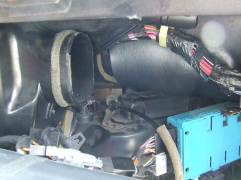 1992 Ford Crown Victoria - This photo shows the interior components of a vehicle's heating, ventilation, and air conditioning system.
