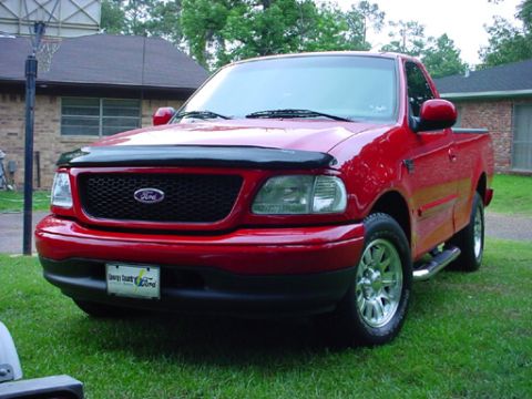 2002 Ford F-150 - front