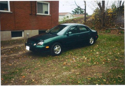 1999 Ford Taurus photo