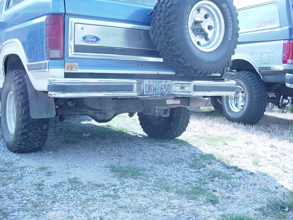 1985 Ford Bronco “TnT”