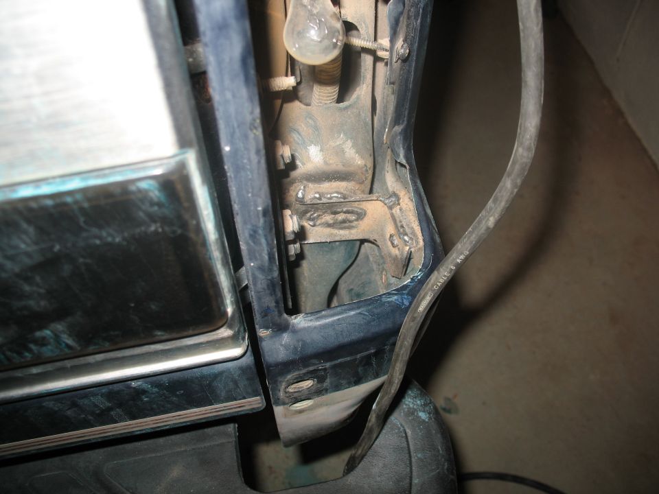 welded a metal bracket
