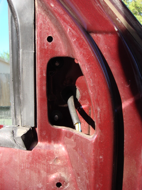 1983 Ford Bronco - Here is the connector and the 3 screws that mount the mirror.