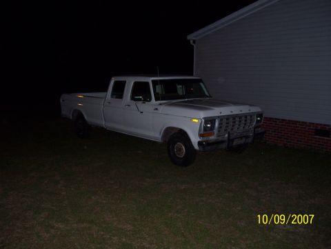 1978 Ford Bronco - This white 1978 Ford F-350 crew cab pickup truck is shown in a 3q-front view, with the date 10/09/2007 visible.