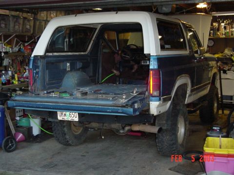 1985 Ford Bronco - Thats better.