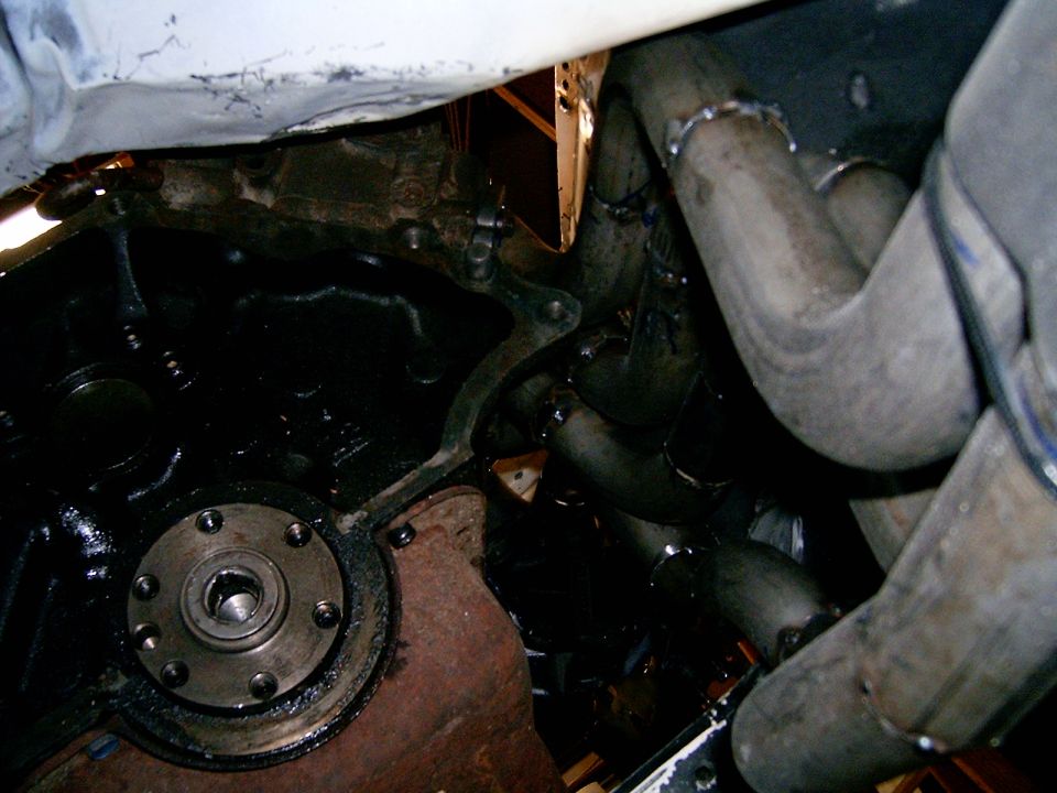 Engine block and exhaust headers
