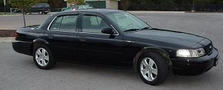 2003 Ford Crown Victoria photo