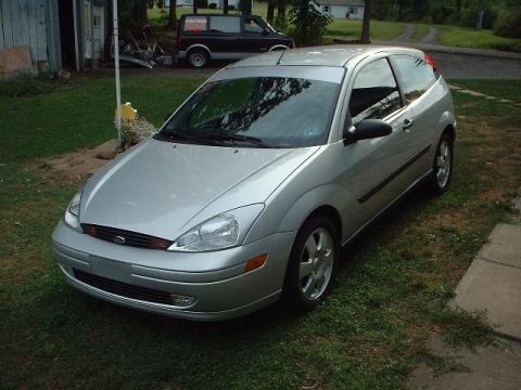 2001 Ford Focus “Clarice”