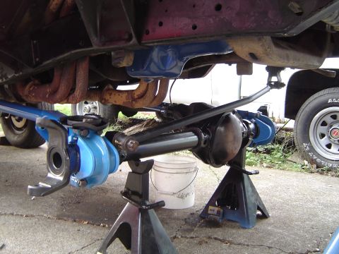 1978 Ford Bronco - Spring cups and track bar installed