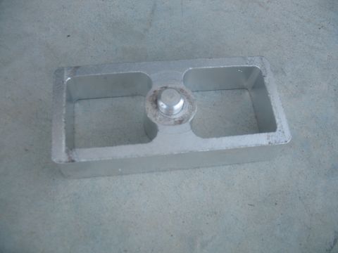 1992 Ford Bronco - this was the 1" aluminum block that was originaly installed, no way to use the rancho shim with this (unless I welded it)