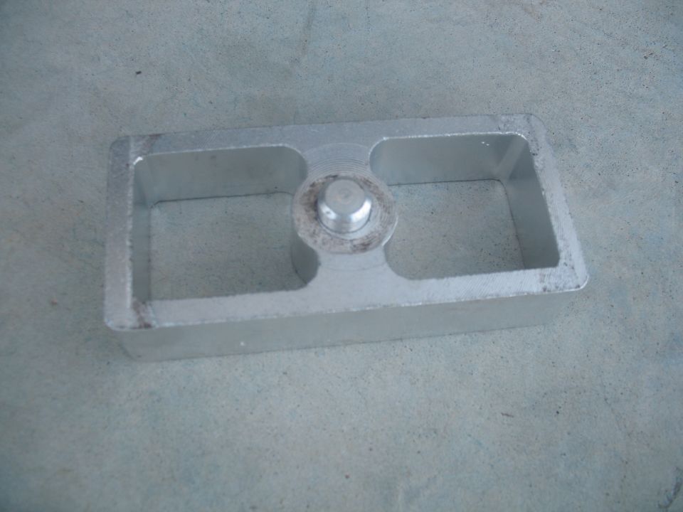 this was the 1" aluminum block that was originaly installed, no way to use the rancho shim with this (unless I welded it)