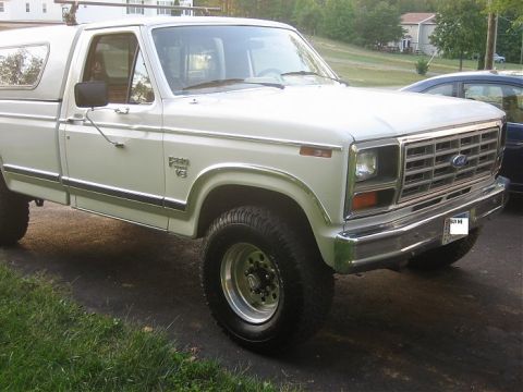 1984 Ford F-250 photo