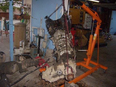 1985 Ford Bronco - removed all as one unit...easy when you have no front end.