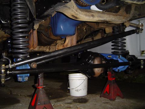 1978 Ford Bronco - You can see the angles are better with the dropped track bar