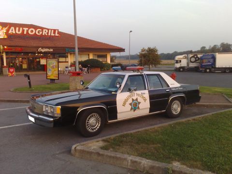 1991 Ford Crown Victoria - september montly meeting
