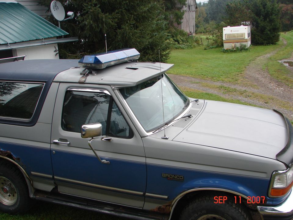 1992 Ford Bronco “275&1/2”