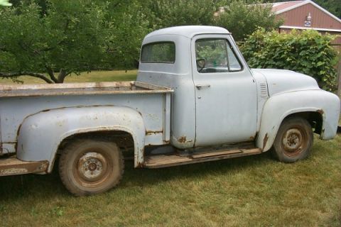 1953 Ford F-100 photo