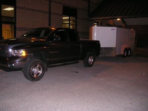 1989 Ford Bronco - 8000 pounds in that trailor