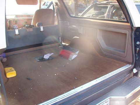 1983 Ford Bronco - Brown's '90 [url=http://www.supermotors.net/vehicles/registry/media/575330] http://www.supermotors.net/getfile/575330/thumbnail/90black2.jpg