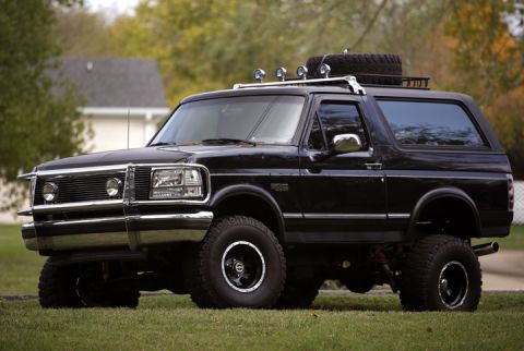 1995 Ford Bronco photo