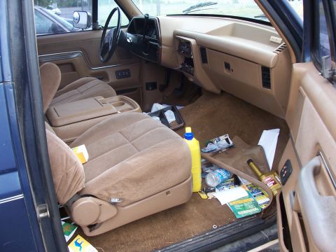 1990 Ford Bronco - such a mess
