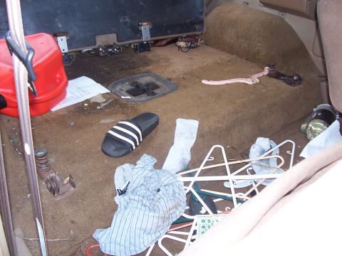 1990 Ford Bronco - more mess