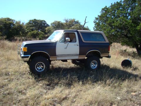 1989 Ford Bronco photo