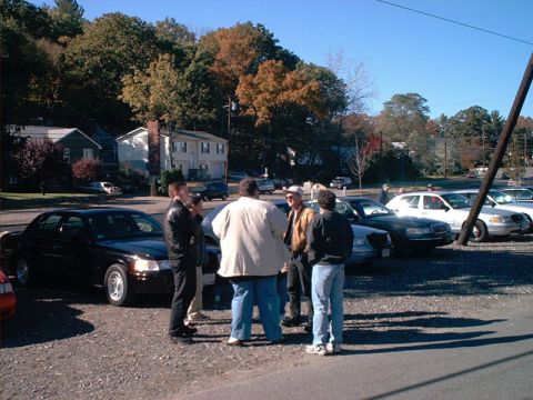 2000 Ford Crown Victoria - Enjoying a nice Fall Meet.