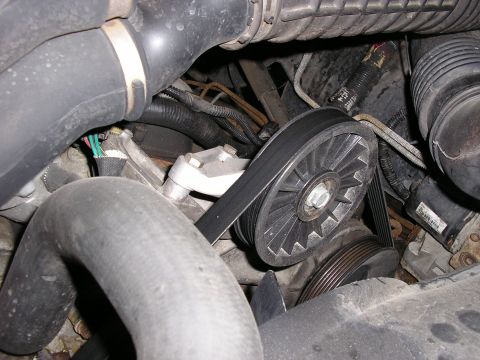1996 Ford Bronco - new free spinning pulley