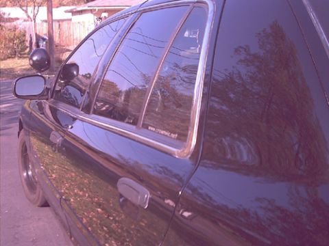 2000 Ford Crown Victoria - left side 'long'