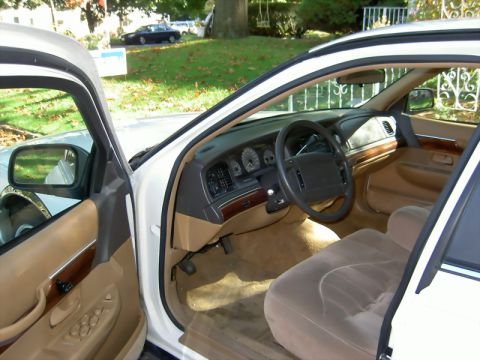 1995 Mercury Grand Marquis photo