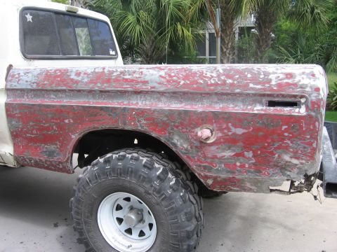 1979 Ford F-150 - This 1979 Ford F-150 is undergoing body work on its truck bed.