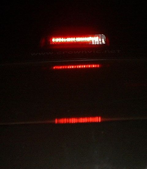 2000 Ford Crown Victoria - close