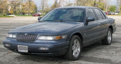 1985 Mercury Grand Marquis - This sedan's body style suggests a mid-1990s model, not a 1985 Mercury Grand Marquis.