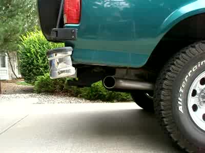 1996 Ford Bronco - Sound clip of new exhaust.