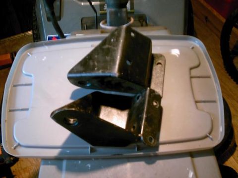 1986 Ford Bronco - These metal brackets are not part of a 1986 Ford Bronco.