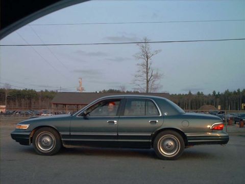 2000 Ford Crown Victoria - Glassman