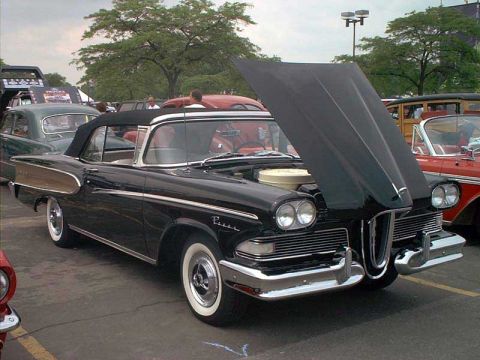 2000 Ford Crown Victoria - The Edsel
