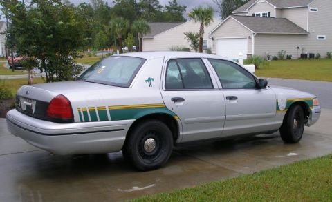 2000 Ford Crown Victoria photo