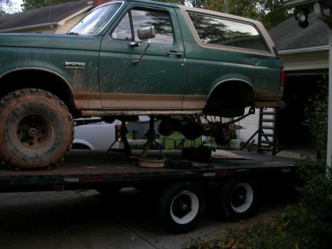 1990 Ford Bronco - Bronco in surgery.