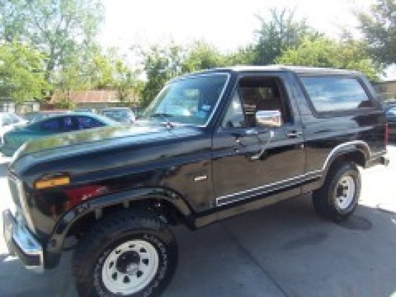 1986 Ford Bronco “big black”