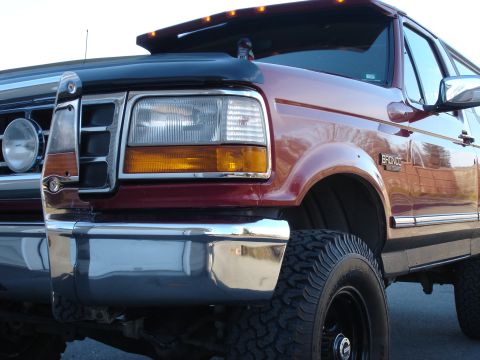 1996 Ford Bronco photo