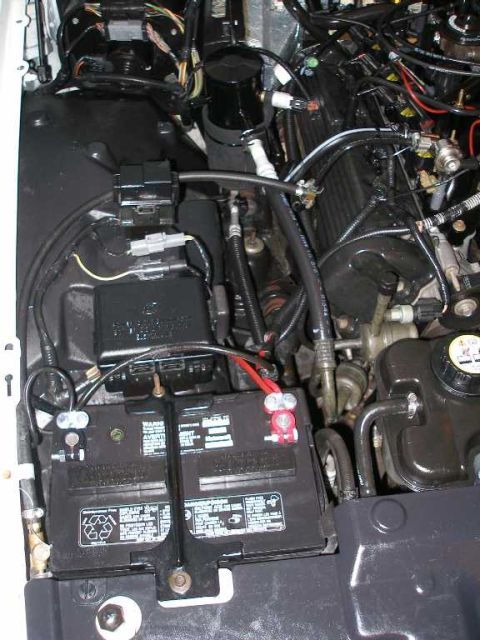 2001 Ford Crown Victoria - Note the new battery terminals that replaced the corroded OEM terminals.