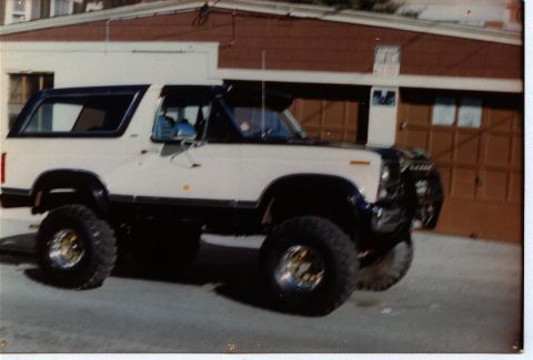 1980 Ford Bronco photo