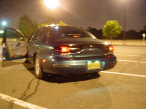 1999 Ford Taurus photo